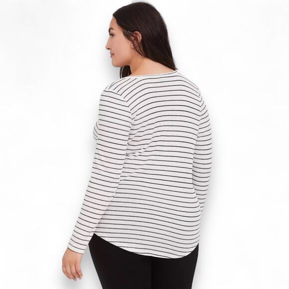 Torrid Women's Waffle Snap Henley Long Sleeve Tee Size 3X Stripe Black White - Picture 4 of 10